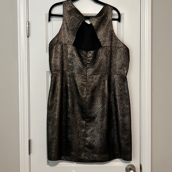 Metallic Open-Back Dress - Picture 2 of 2